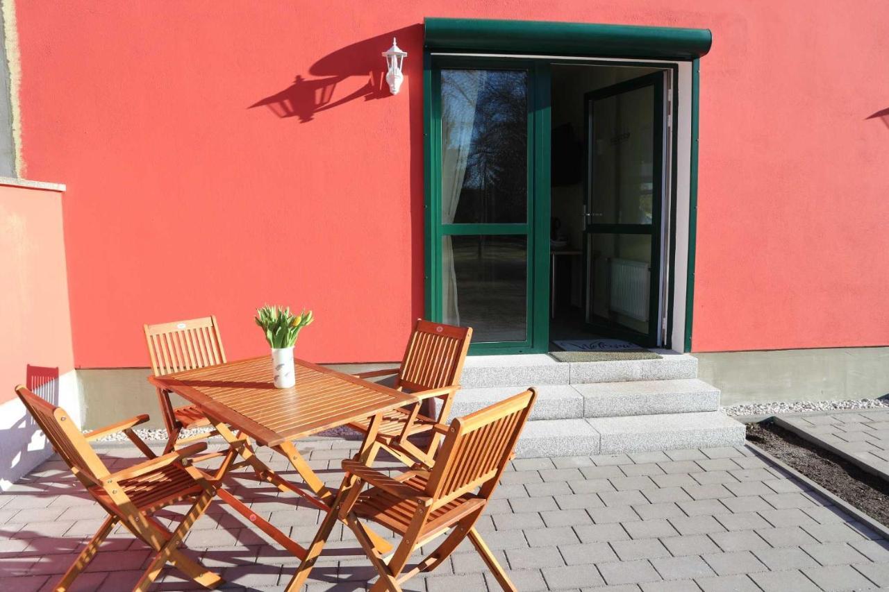 Pension Am Waldguertel Forst  Esterno foto